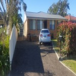 4 bed 2 bath 3 garage - Blue Haven thumb